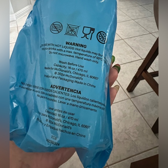 NWT Hello Kitty and Peanuts/Snoopy McDonald’s Collector’s Cup 2024 - Picture 3 of 4